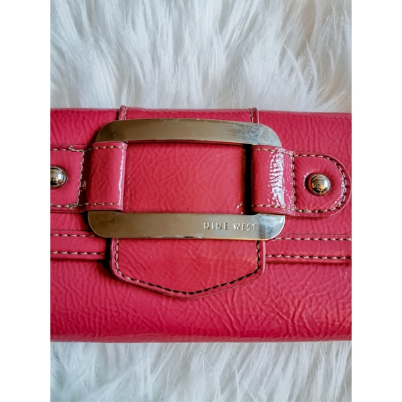 Nine West Hot Pink Wallet - Picture 5 of 5